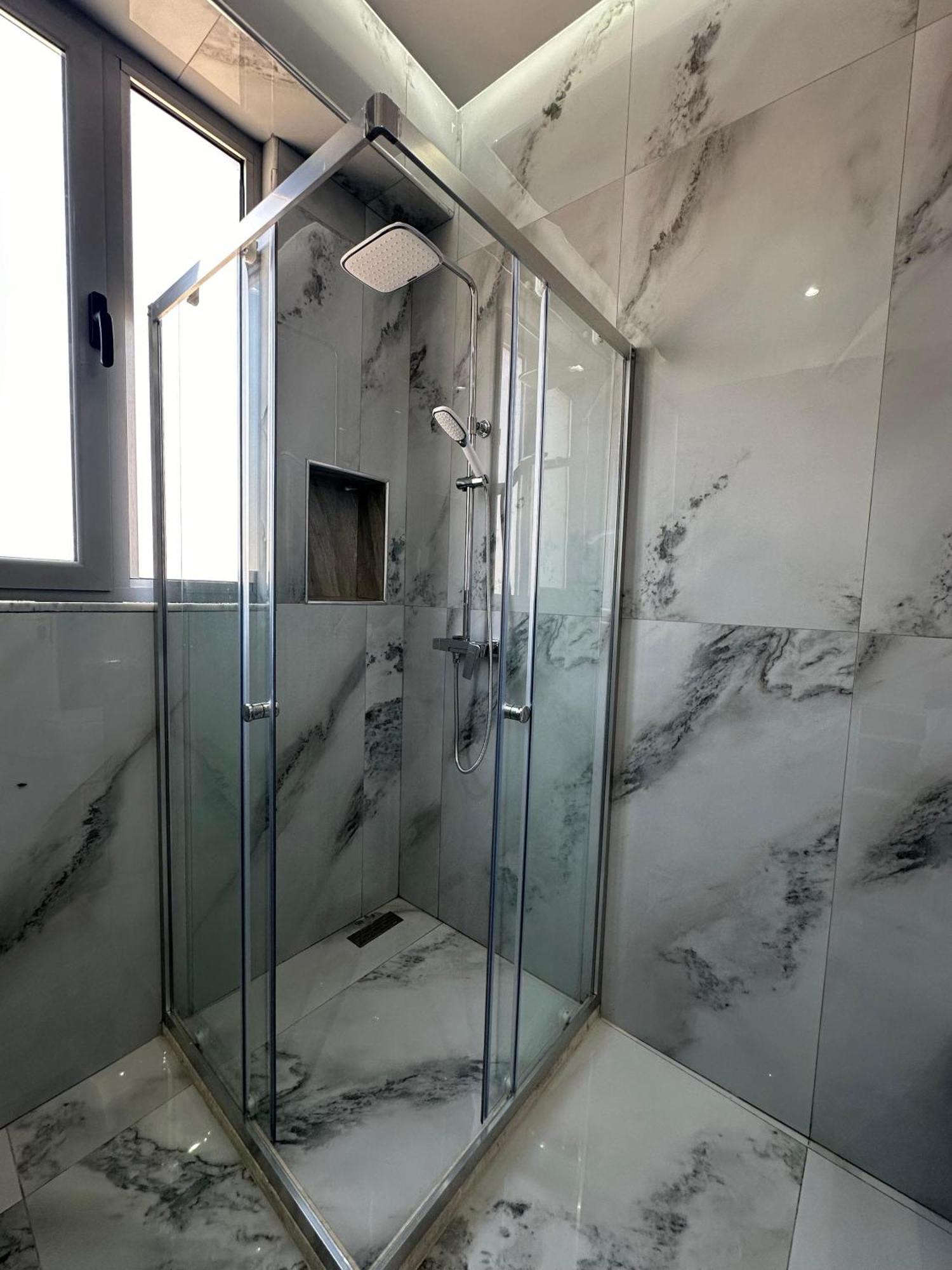 Gael Luxury Apartment Berat Exterior foto